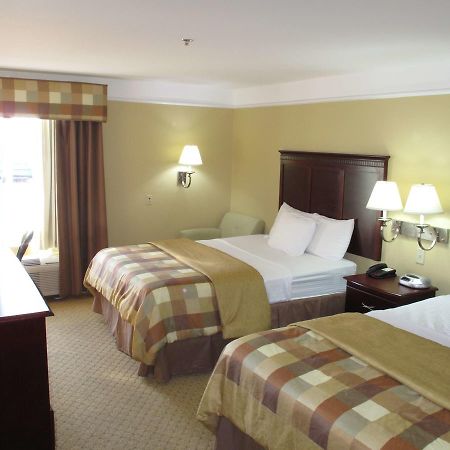 La Quinta Inn & Suites Fultondale Eksteriør billede