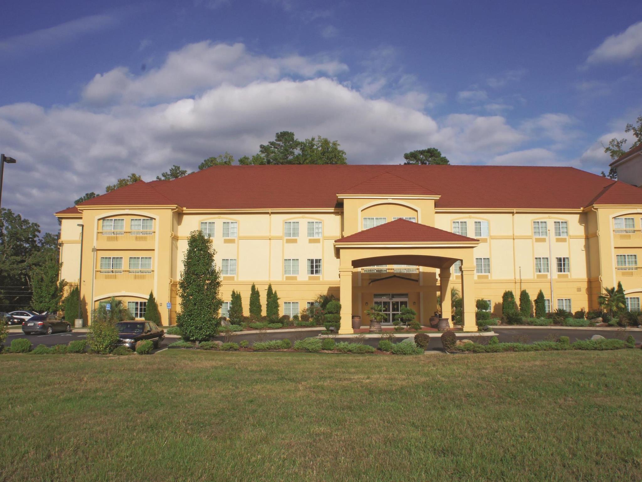 La Quinta Inn & Suites Fultondale Eksteriør billede