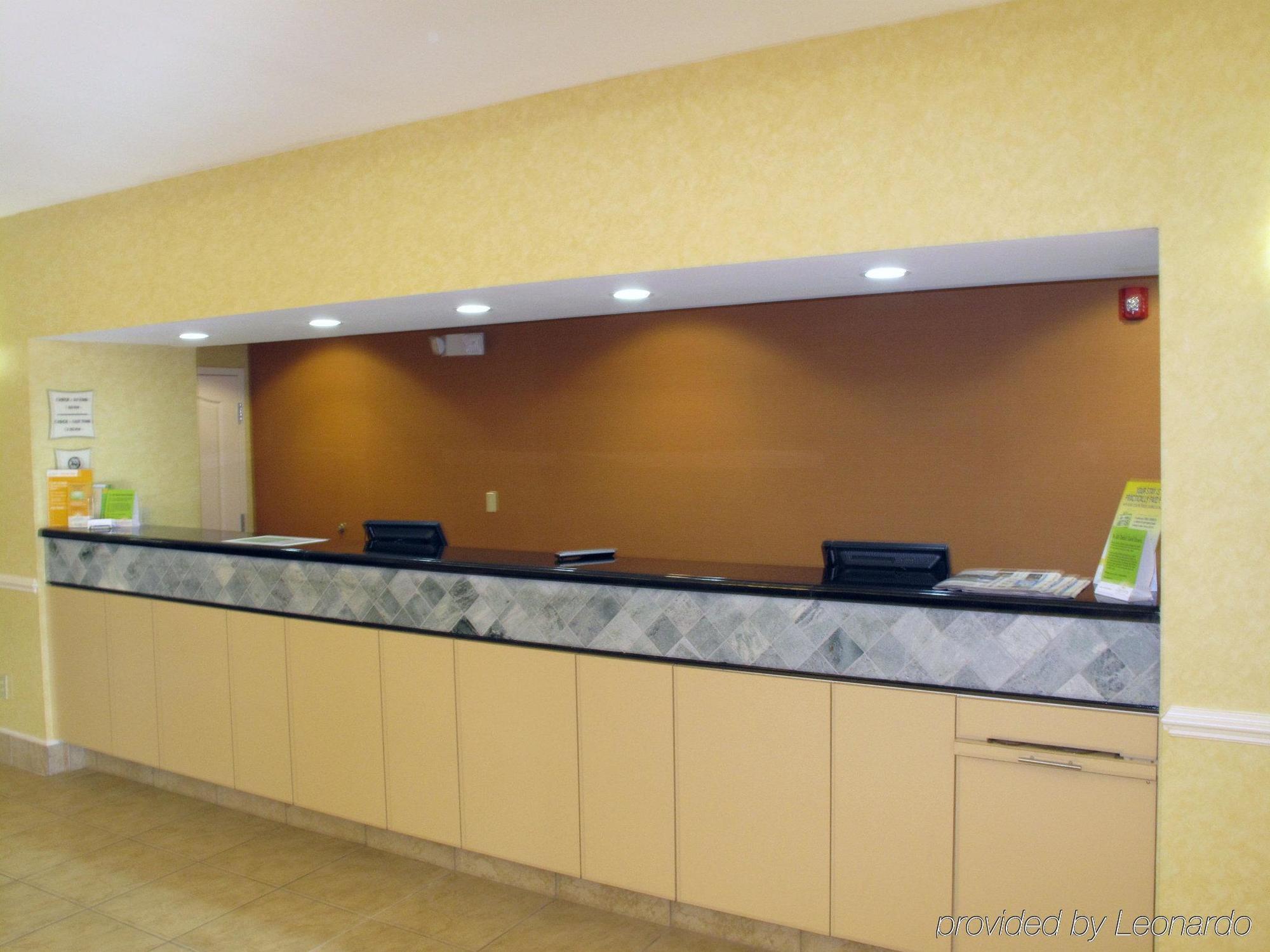 La Quinta Inn & Suites Fultondale Eksteriør billede